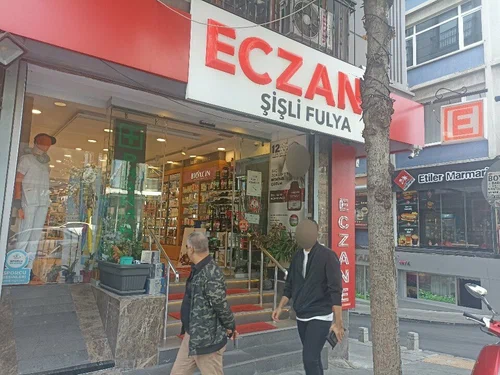 کاور داروخانه شیشلی فولیا