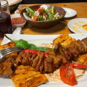 Bayram Usta Yaprak Kebap