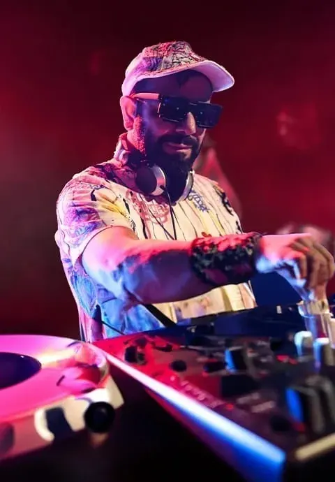 کنسرت Hallowen Party 90's-00's - Dj Hakan Küfündür در ازمیر در SoldOut Performance Hall