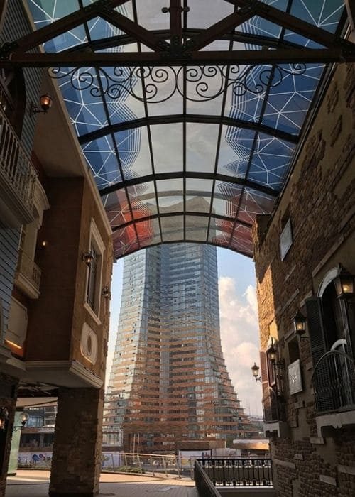 اسلایدهای مرکز خرید واتر گاردن