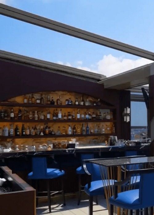 اسلایدهای بار رستوران ایزاکا