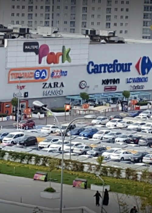 اسلاید های مرکز خرید مالتپه پارک