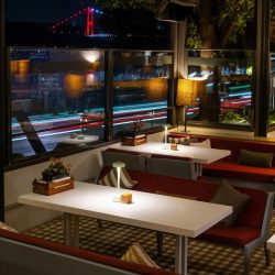 کاور رستوران کایتان لانژ