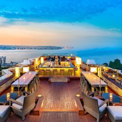 کاور رستوران ۱۶ رووف