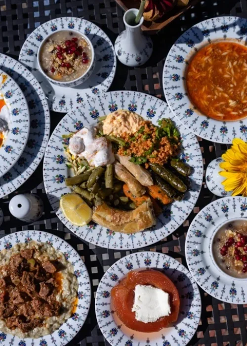 Ayşa Boşnak Börekçisi، ازمیر