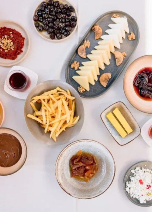 Boğaziçi Restaurant Bostanlı، ازمیر