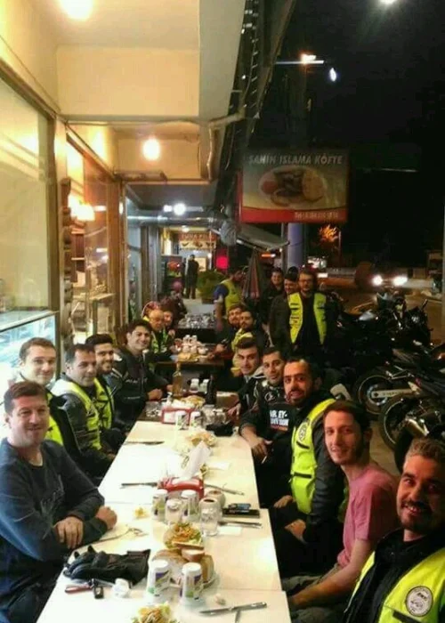 Meşhur Uzun Çarşı Islama Köftecisi، ساکاریا