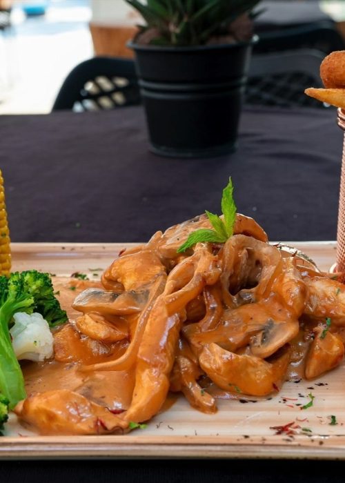 رستوران LE CHEVY 1